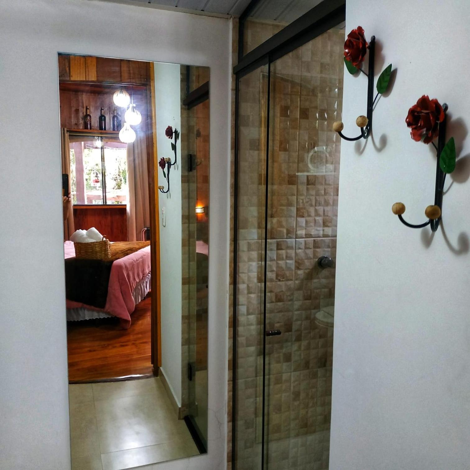 Chalé Temático em Pipa de Vinho - Parada da Pipa Chalés Canela Habitación foto