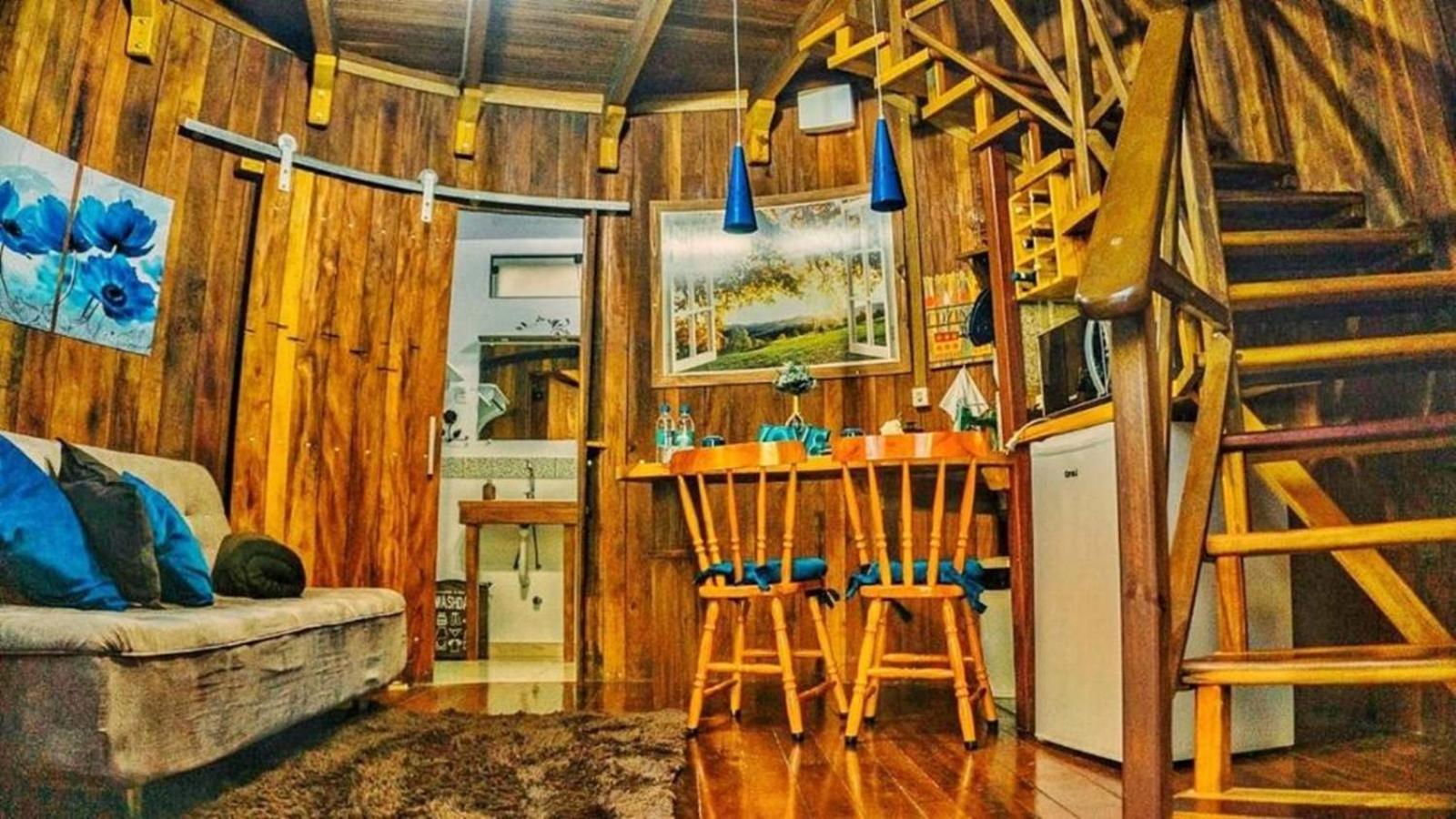 Chalé Temático em Pipa de Vinho - Parada da Pipa Chalés Canela Habitación foto